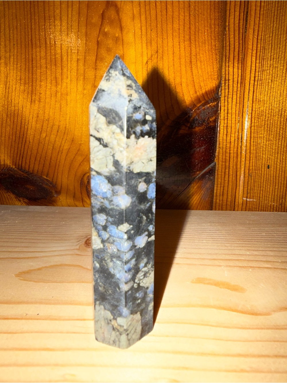 Polished Que Sera Tower Point - Picture 4 of 5